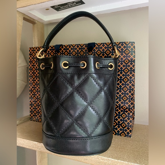 Tory Burch Black Quilted Bucket Bag - Picture 4 of 11